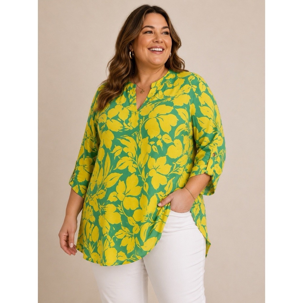 Dear Scarlett Plus Size Women's Top Blouse XL Will Fit A 1X Yellow Green NWT